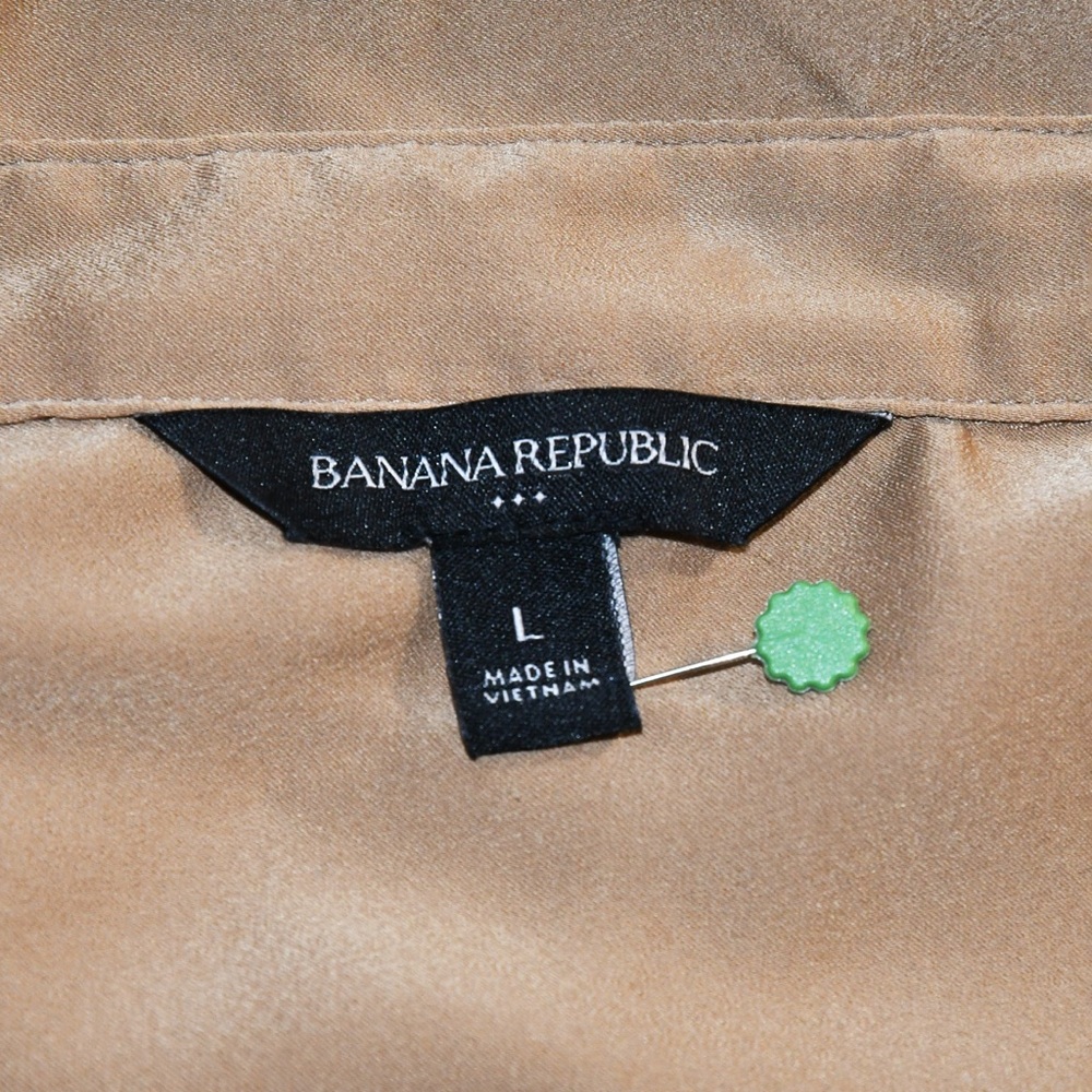 Silk Long Sleeve Button-down Blouse - Picture 5 of 5